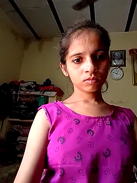 Saloni-Gupta online show from October 17, 2025, 4:38 am