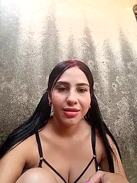 Katalella Hott online show from September 17, 2025, 1:46 pm