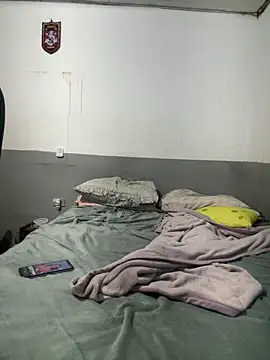 Snapshot of CasalMaldoso01 chatting on October 24, 2025, 3:49 am CasalMaldoso01 online show from October 24, 2025, 3:49 am