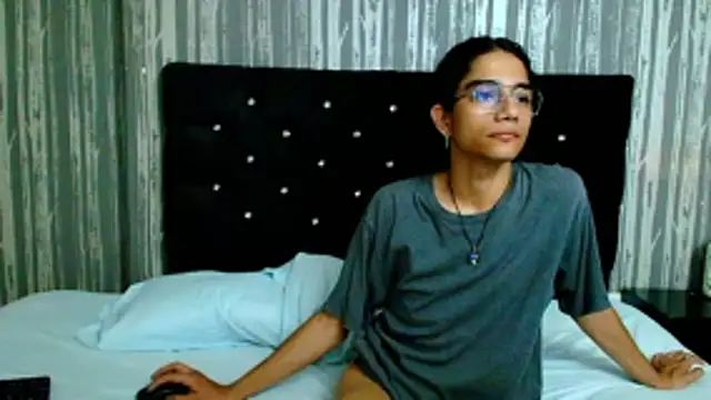 EthanBlackwoodd online show from March 4, 2026, 3:42 pm