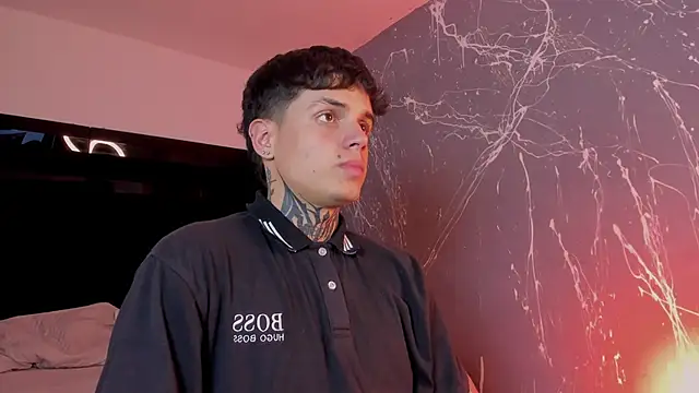 Declan-Fox online show from September 19, 2025, 3:54 am