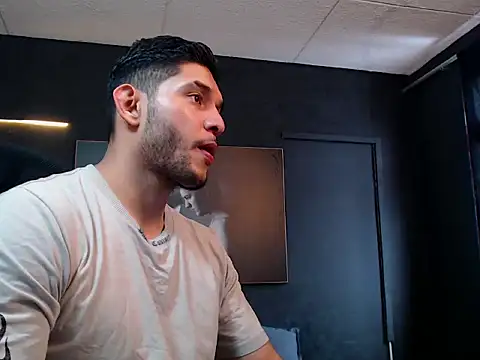 RichardMilleer online show from October 29, 2025, 2:16 pm