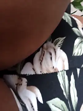 Rosabela04 online show from April 12, 2026, 11:24 am