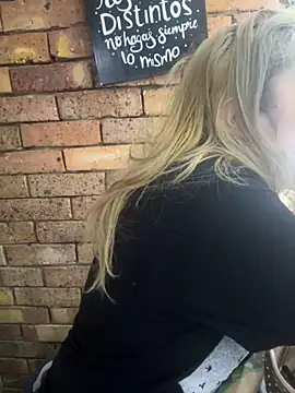 AlissaSpellman online show from October 12, 2025, 6:53 pm