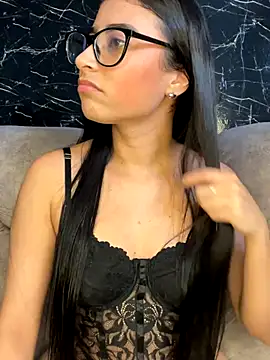 Isabella Montoya online show from September 16, 2025, 7:48 pm