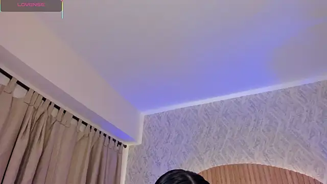 Snapshot of Sophiie_Belle chatting on October 15, 2025, 1:19 pm Sophiie Belle online show from October 15, 2025, 1:19 pm