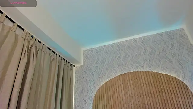 Snapshot of Sophiie_Belle chatting on October 11, 2025, 2:29 pm Sophiie Belle online show from October 11, 2025, 2:29 pm