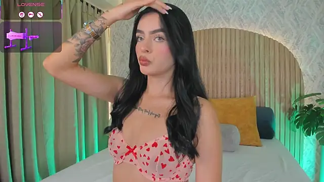 Sophiie Belle online show from September 13, 2025, 2:06 pm