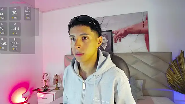 Snapshot of EstivenSallas chatting on October 2, 2025, 2:37 am EstivenSallas online show from October 2, 2025, 2:37 am