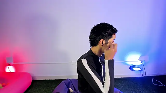 Snapshot of EstivenSallas chatting on September 17, 2025, 7:38 pm EstivenSallas online show from September 17, 2025, 7:38 pm