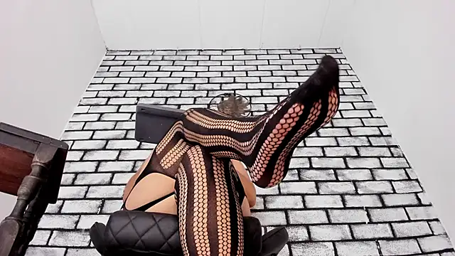 Snapshot of Aida_Rosee chatting on September 23, 2025, 1:12 am Aida Rosee online show from September 23, 2025, 1:12 am