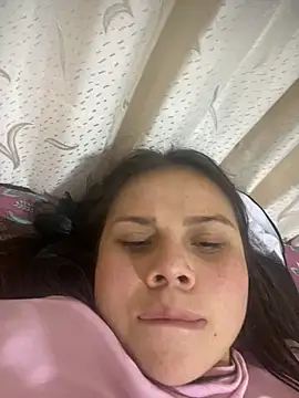 Cristalcute1 online show from September 16, 2025, 5:19 am