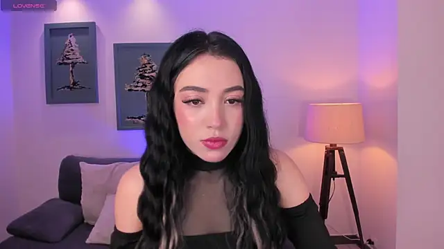 Snapshot of KatieAngelX chatting on October 19, 2025, 11:24 am KatieAngelX online show from October 19, 2025, 11:24 am