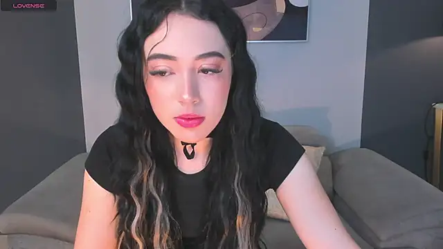 Snapshot of KatieAngelX chatting on October 10, 2025, 11:44 am KatieAngelX online show from October 10, 2025, 11:44 am