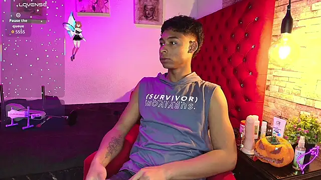 CoffeNaughty nom online show from October 10, 2025, 4:02 am