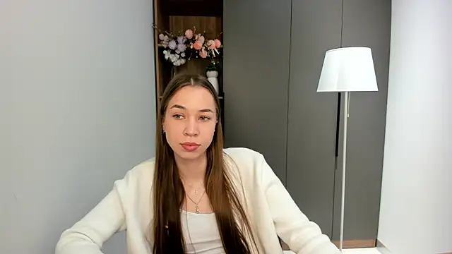 Snapshot of SharleneCarwell chatting on September 21, 2025, 4:39 am SharleneCarwell online show from September 21, 2025, 4:39 am
