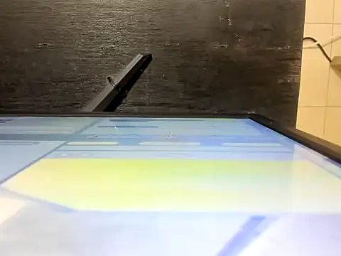 naty lan11 online show from November 4, 2025, 1:48 pm