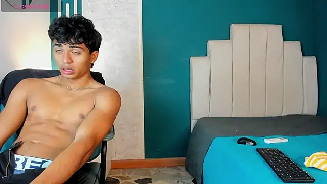 Snapshot of Jaycob_Black1 chatting on September 24, 2025, 12:22 pm Jaycob Black1 online show from September 24, 2025, 12:22 pm