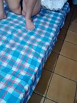 Cachorrinha2025 online show from November 29, 2025, 4:12 am