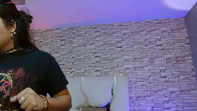 NANAKY TAY online show from September 24, 2025, 11:50 am