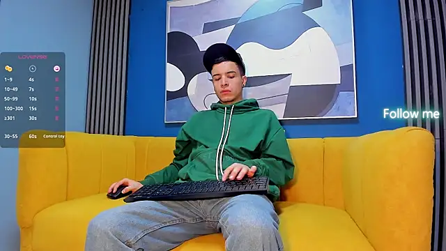 Snapshot of kevinn_blue1 chatting on October 2, 2025, 11:30 pm kevinn blue1 online show from October 2, 2025, 11:30 pm