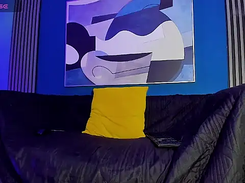 Snapshot of kevinn_blue1 chatting on October 4, 2025, 8:10 pm kevinn blue1 online show from October 4, 2025, 8:10 pm