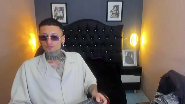 HellBoyInk online show from September 17, 2025, 9:39 pm