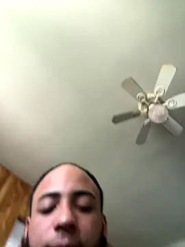 Snapshot of LeoPR00 chatting on September 26, 2025, 5:20 pm LeoPR00 online show from September 26, 2025, 5:20 pm