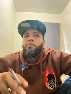 Snapshot of LeoPR00 chatting on October 29, 2025, 4:39 pm LeoPR00 online show from October 29, 2025, 4:39 pm