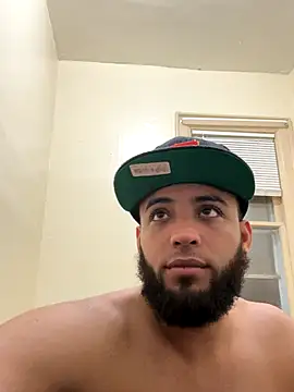 Snapshot of LeoPR00 chatting on October 25, 2025, 1:16 am LeoPR00 online show from October 25, 2025, 1:16 am