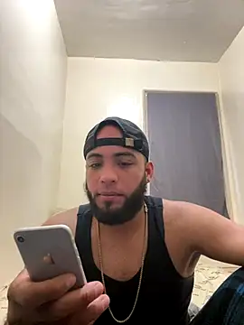 Snapshot of LeoPR00 chatting on September 28, 2025, 12:56 pm LeoPR00 online show from September 28, 2025, 12:56 pm