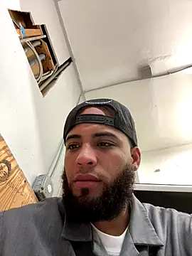 Snapshot of LeoPR00 chatting on October 16, 2025, 12:30 am LeoPR00 online show from October 16, 2025, 12:30 am