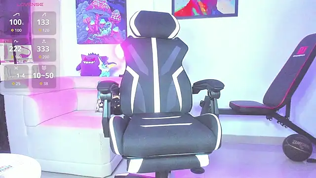 Snapshot of JordanRossie chatting on September 19, 2025, 12:58 am JordanRossie online show from September 19, 2025, 12:58 am