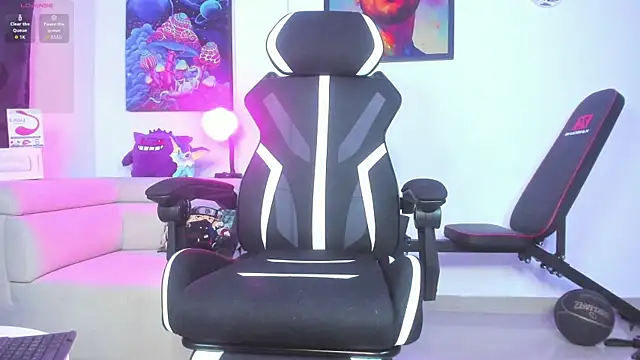 Snapshot of JordanRossie chatting on September 19, 2025, 11:53 pm JordanRossie online show from September 19, 2025, 11:53 pm