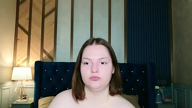 Vanessa Rise online show from October 16, 2025, 5:38 am