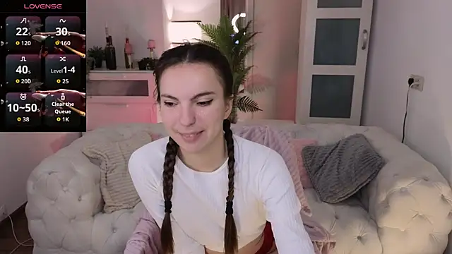 gracedonovan online show from October 17, 2025, 6:06 am