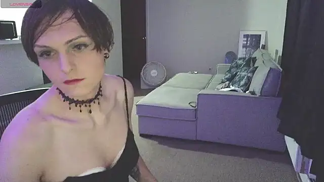 EnbyGamerChick online show from September 26, 2025, 12:17 am