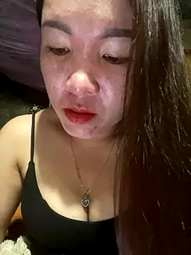 Snapshot of Luna-ass chatting on October 24, 2025, 12:04 pm Luna-ass online show from October 24, 2025, 12:04 pm