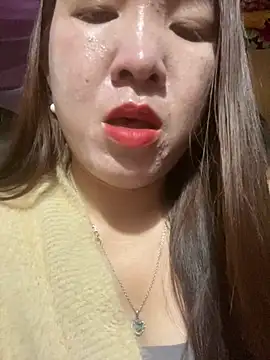 Snapshot of Luna-ass chatting on February 20, 2026, 12:18 am Luna-ass online show from February 20, 2026, 12:18 am