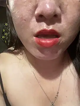 Snapshot of Luna-ass chatting on October 31, 2025, 1:02 am Luna-ass online show from October 31, 2025, 1:02 am