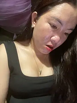 Snapshot of Luna-ass chatting on October 6, 2025, 12:17 pm Luna-ass online show from October 6, 2025, 12:17 pm