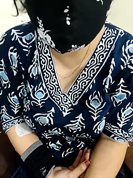 sassy aly007 online show from October 6, 2025, 7:03 pm