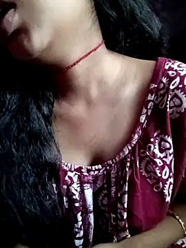 soni2005 online show from February 24, 2026, 3:40 am