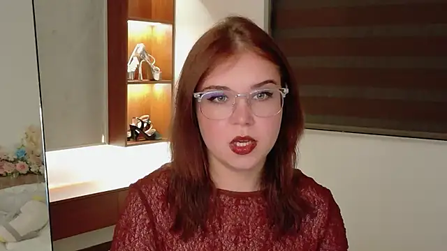 Lilith Bonheur online show from June 28, 2026, 9:10 pm