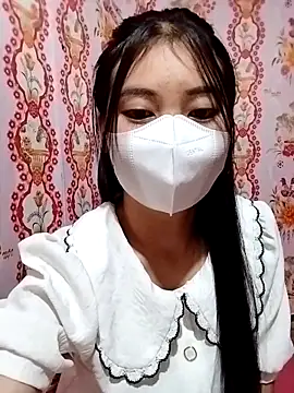 Snapshot of Damhan12 chatting on October 4, 2025, 1:45 pm Damhan12 online show from October 4, 2025, 1:45 pm