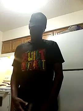 Snapshot of Almighty334 chatting on October 1, 2025, 1:00 am Almighty334 online show from October 1, 2025, 1:00 am