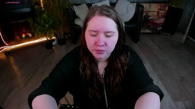 Selena Muse online show from March 24, 2026, 5:29 am