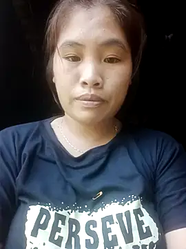 Luyen004 online show from September 17, 2025, 7:10 am