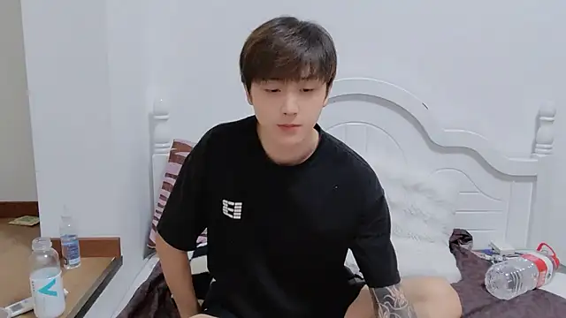 Snapshot of xiaoyi2563 chatting on September 29, 2025, 11:27 am xiaoyi2563 online show from September 29, 2025, 11:27 am