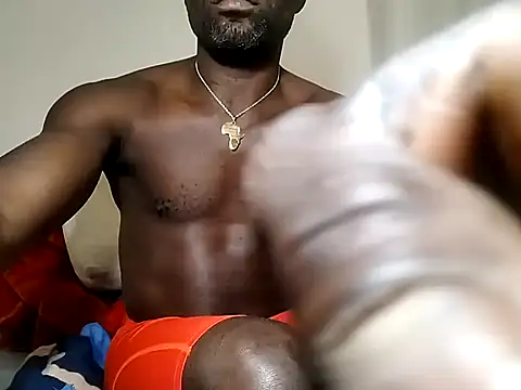 Snapshot of Kwasi-a chatting on November 19, 2025, 7:03 pm Kwasi-a online show from November 19, 2025, 7:03 pm